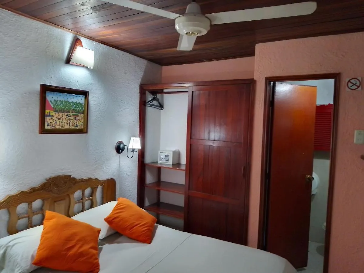 **  Hotel Nueva Granada Santa Marta Colombia